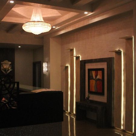 Hotel Nimantran Navi Mumbai Exterior foto