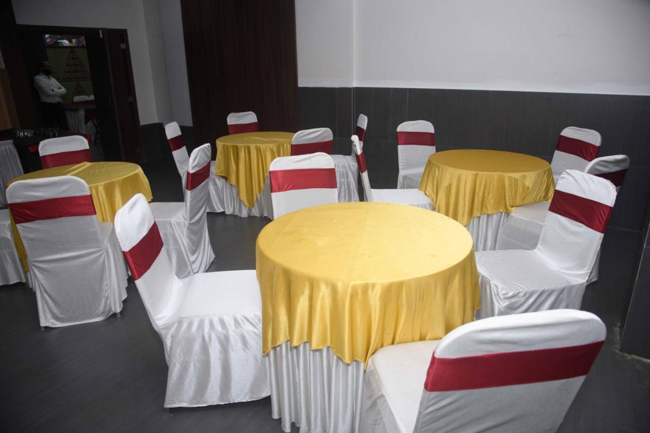 Hotel Nimantran Navi Mumbai Exterior foto