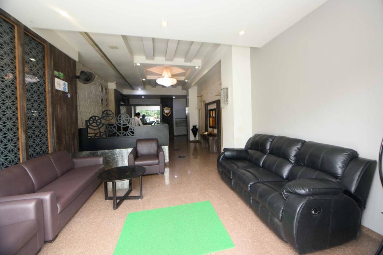 Hotel Nimantran Navi Mumbai Exterior foto